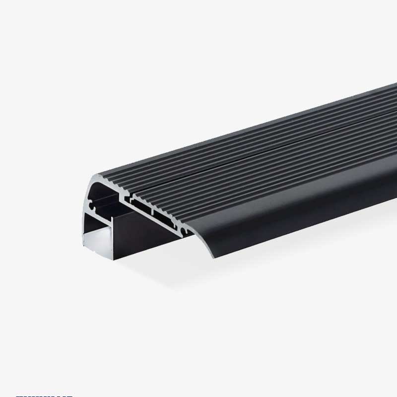 Aluminijski profil za LED traku ugradnju na stepenice 64 x 27 x 21.5 mm